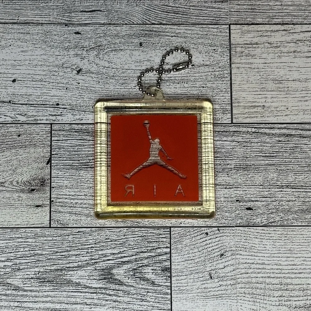 NIKE AIR JORDAN III RETRO OG JUMPMAN KEYCHAIN HANG TAG Orange VTG VGC
